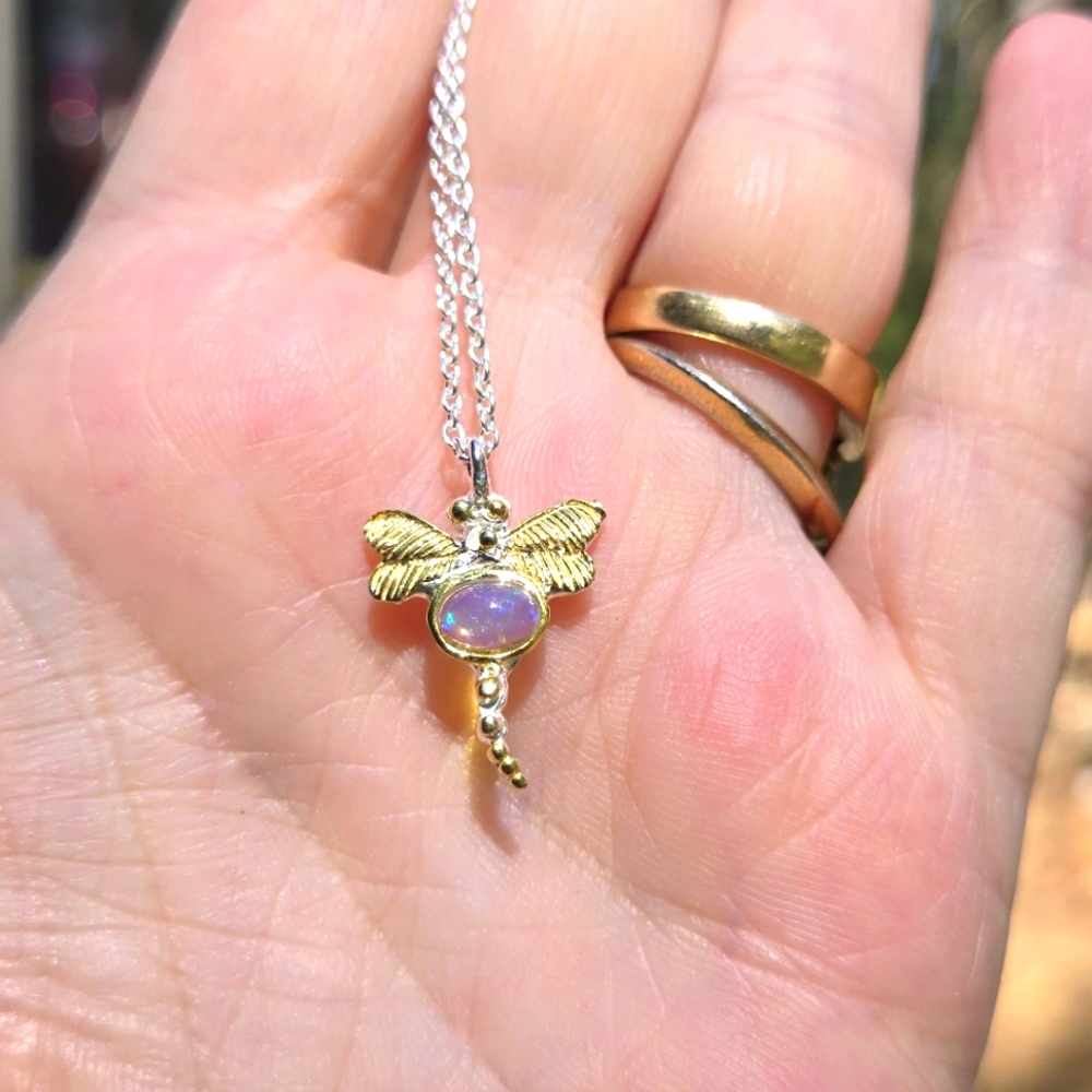 Opal 2k Natural Silver & Gold Dragonfly Necklace 18" - Picture 4 of 9